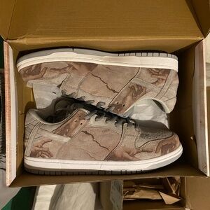 Kito Ware custom dunks. Used size 12.5. Price is negotiable if applicable.